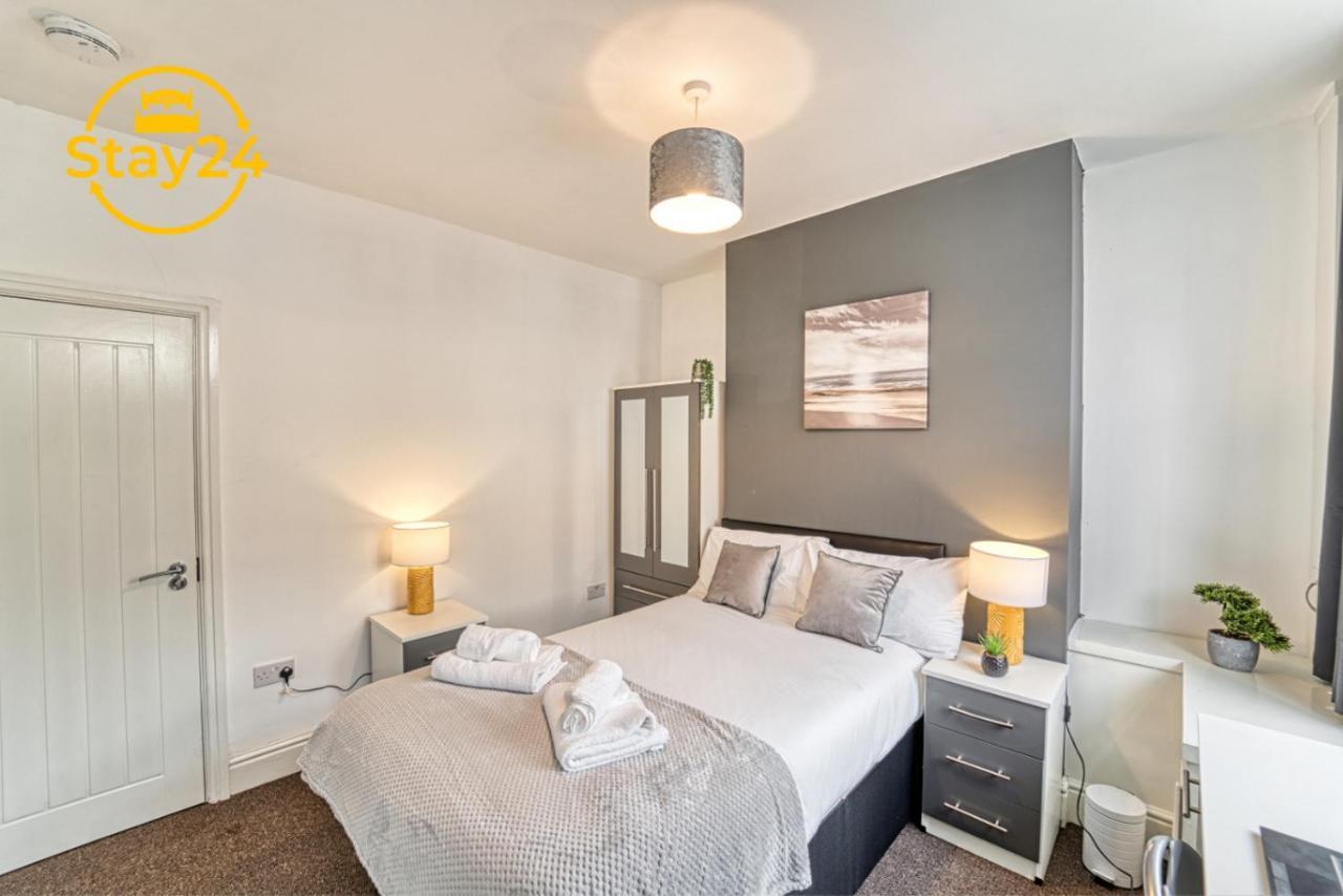 Cosy Carlton Villa Stoke-on-Trent Exterior photo